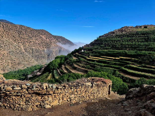 a valley between the mountains